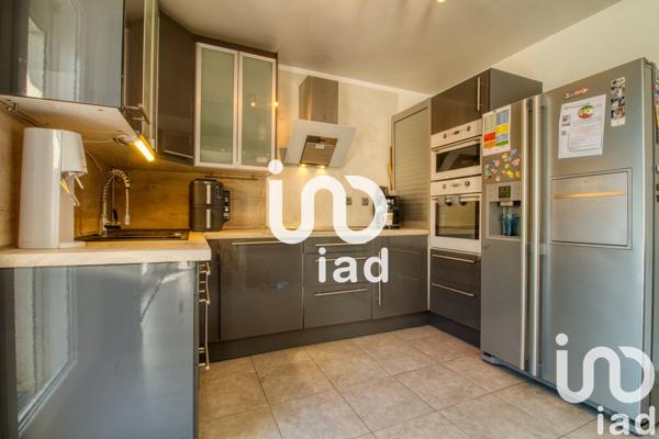 Maison à vendre 6 pièces 128 m² Saint-Thibault-des-Vignes