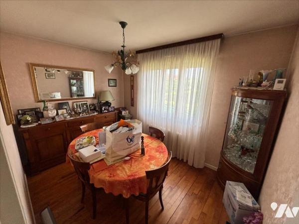 Maison 3 pièces (environ 60 m² habitables) située dans un secteur calme