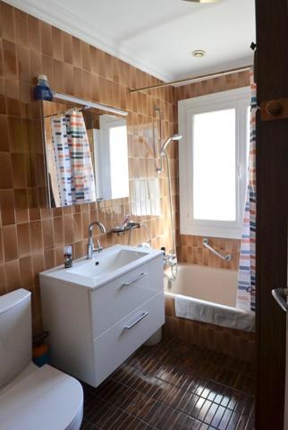 Jolie maison idéalement située à deux pas du métro Cuire