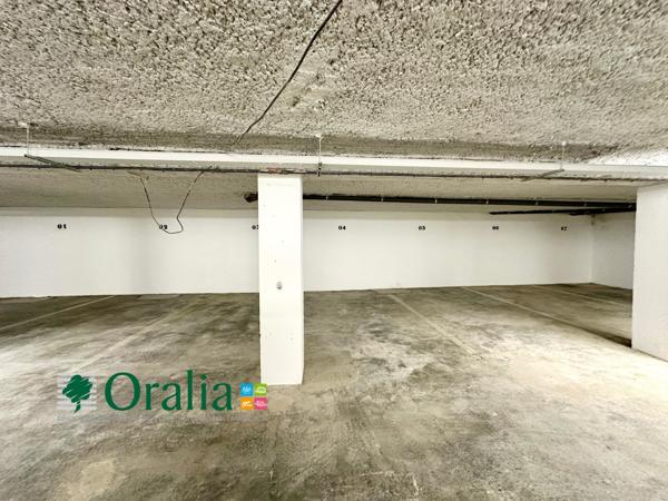 Parking · Location Bordeaux (33000)
