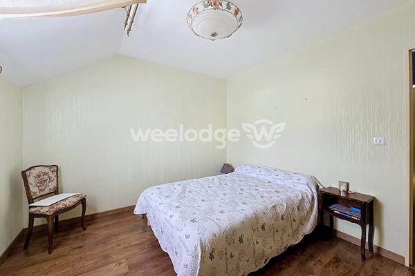 Maison à vendre 4 pièces de 90 m² à Jouy-le-Moutier