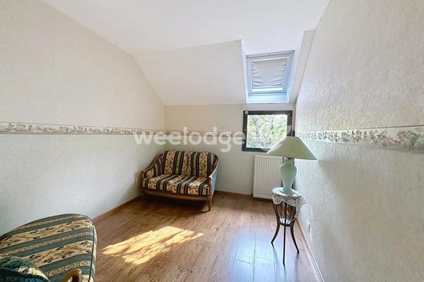 Maison à vendre 4 pièces de 90 m² à Jouy-le-Moutier