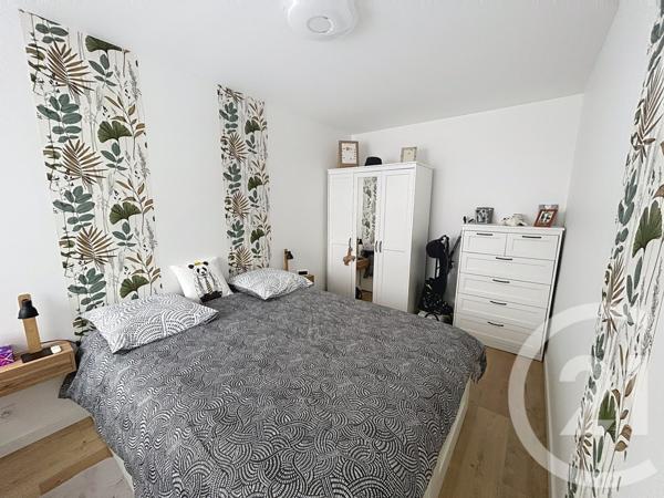 Appartement F2 à vendre  2 pièces - 43,98 m2 MANTES LA JOLIE - 78