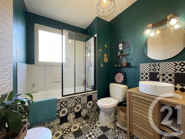 Appartement F2 à vendre  2 pièces - 43,98 m2 MANTES LA JOLIE - 78