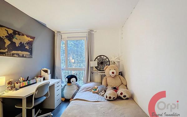 Appartement à vendre    4 pièces • 76,55 m2 Bry-sur-Marne