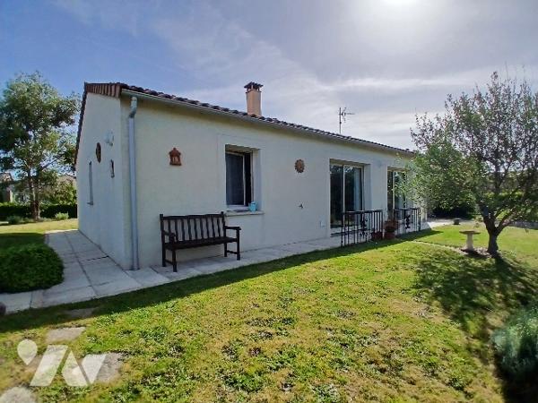 Maison de plain-pied à vendre à SECONDIGNY (79130)