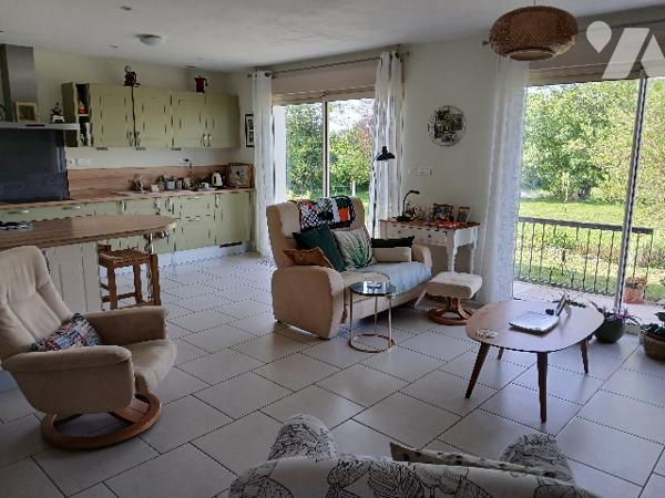 Maison de plain-pied à vendre à SECONDIGNY (79130)