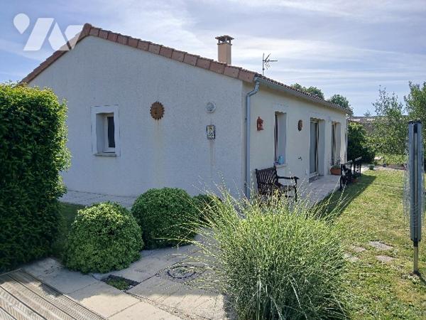 Maison de plain-pied à vendre à SECONDIGNY (79130)