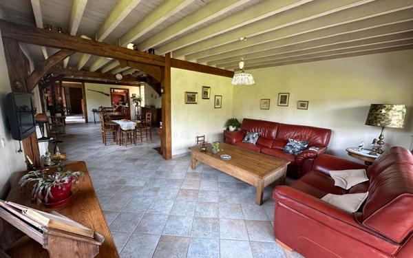 Maison à vendre    5 pièces •  Boves