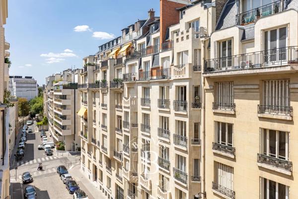 Paris 16ème, Appartement 4 Chambres -  179 m² à vendre