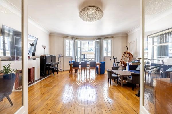 Paris 16ème, Appartement 4 Chambres -  179 m² à vendre