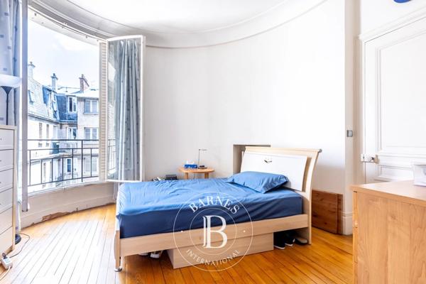 Paris 16ème, Appartement 4 Chambres -  179 m² à vendre