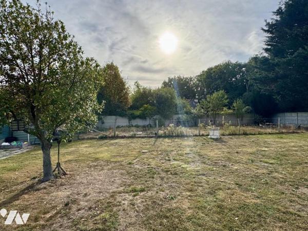Maison 4 chambres et avec beau jardin à Donges 