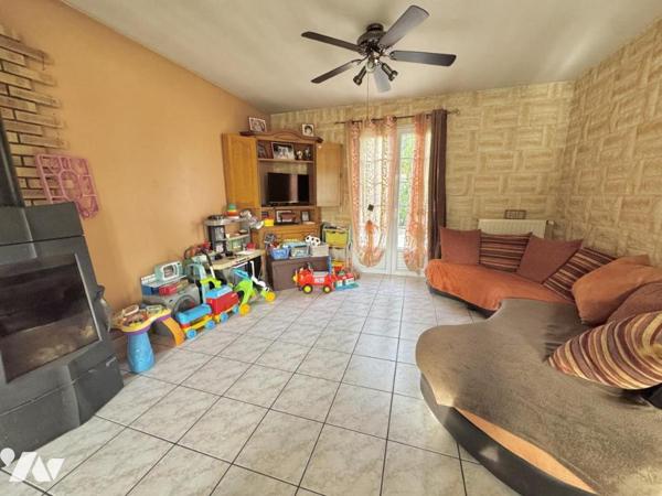 Maison 4 chambres et avec beau jardin à Donges 