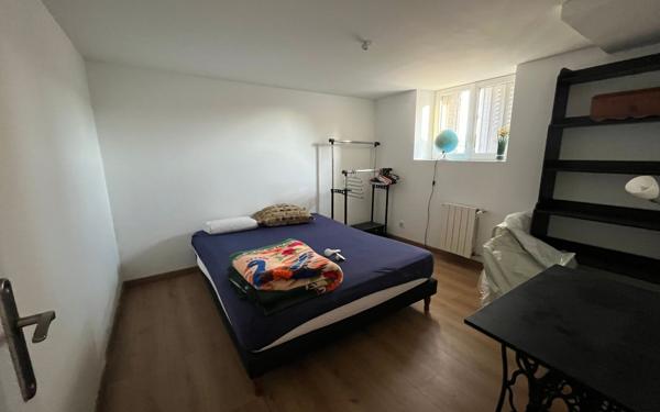 Maison à louer    6 pièces •  Le Palais-sur-Vienne