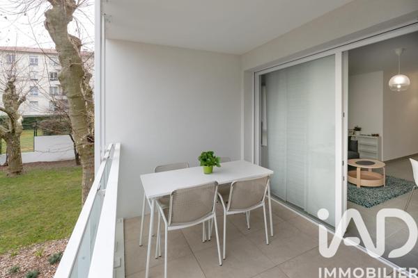 Appartement à vendre 1 pièce 45 m² Décines-Charpieu