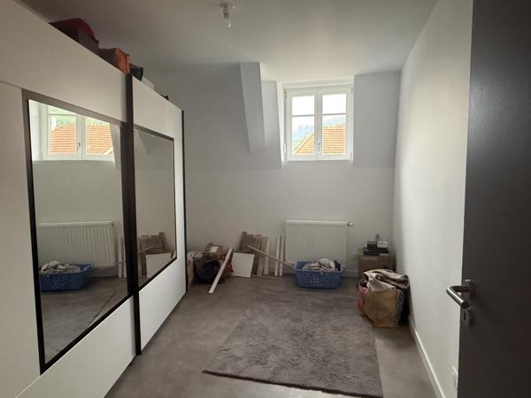 Location / Appartement T4