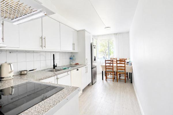 APPARTEMENT TROIS PIÈCES PROCHE CENTRE-VILLE