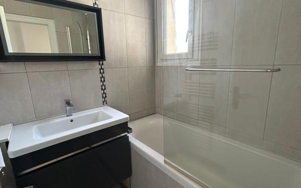 Maison à vendre    5 pièces • 152,40 m2 Beynost