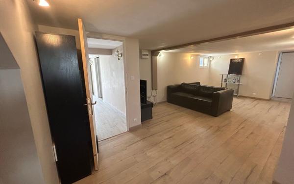 Maison à vendre    5 pièces • 152,40 m2 Beynost