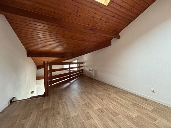 17132 MESCHERS SUR GIRONDE Meschers Sur Gironde deux pièces 34.60 m2 avec balcon , parking et cave