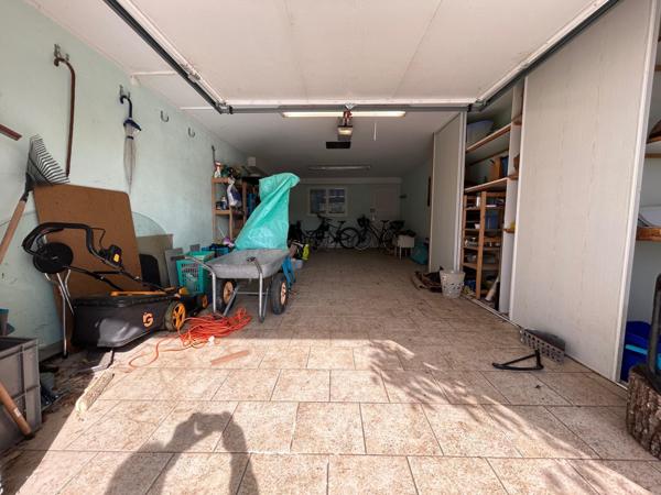 Pavillon sur sous sol à Belleville de 188 m2 habitables