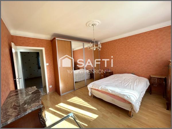 Pavillon sur sous sol à Belleville de 188 m2 habitables