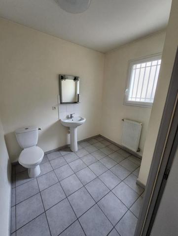 LAVEYRON - VILLA T4 AVEC GARAGE ET JARDIN - 94.74 M2