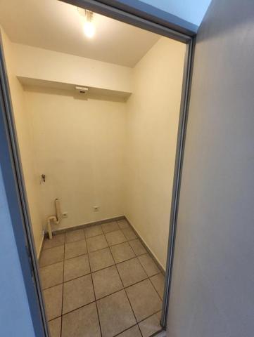 LAVEYRON - VILLA T4 AVEC GARAGE ET JARDIN - 94.74 M2