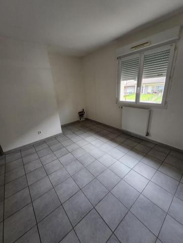 LAVEYRON - VILLA T4 AVEC GARAGE ET JARDIN - 94.74 M2