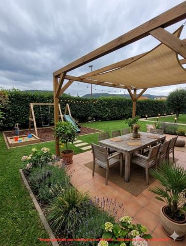 LAVEYRON - VILLA T4 AVEC GARAGE ET JARDIN - 94.74 M2