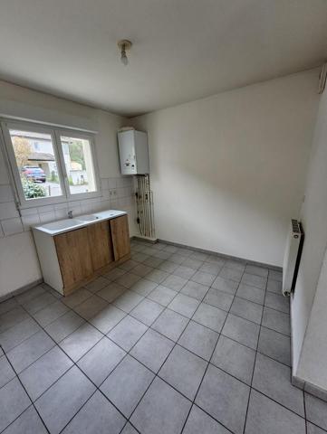 LAVEYRON - VILLA T4 AVEC GARAGE ET JARDIN - 94.74 M2