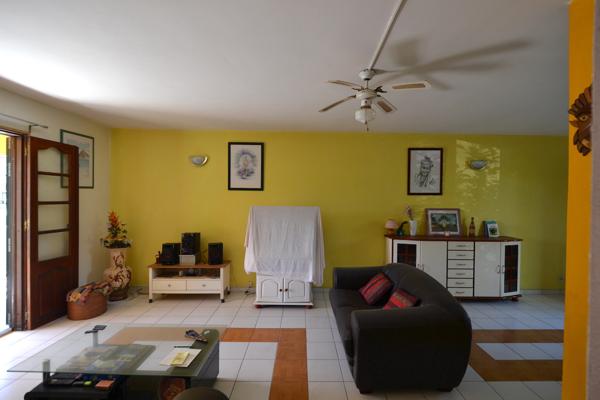 Les Abymes (97139) Villa T6 garage pointe d'or