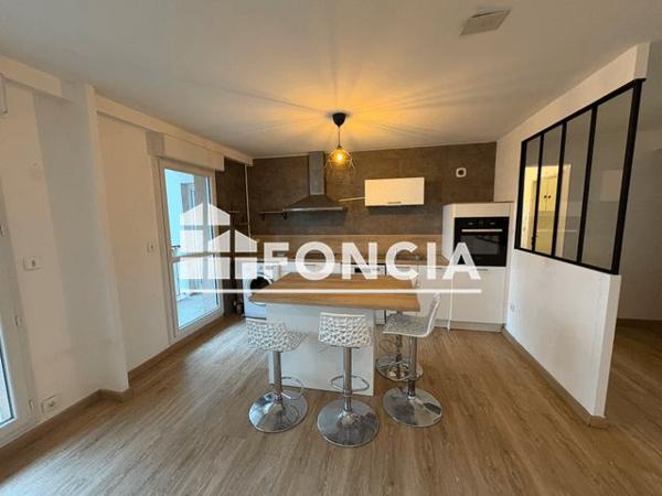 Location Appartement 4 pièces 71.02 m² - VALENTINA Rennes 35200