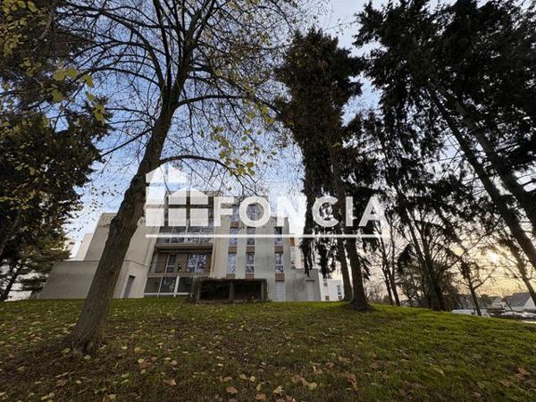 Location Appartement 4 pièces 71.02 m² - VALENTINA Rennes 35200