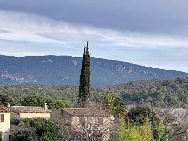 Maison avec Garage, atelier cuisine d'été
