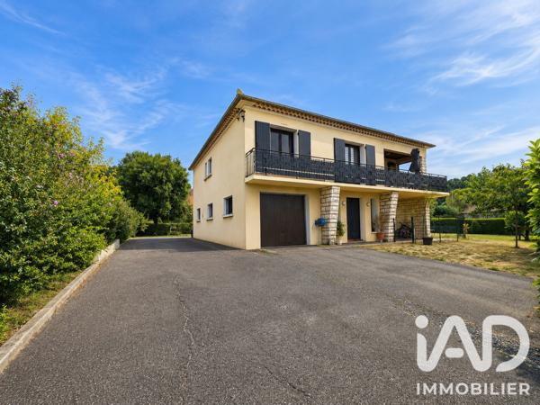 Maison à vendre 7 pièces 196,81 m² Saint-Privat-des-Vieux