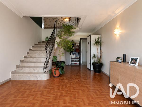 Maison à vendre 7 pièces 196,81 m² Saint-Privat-des-Vieux