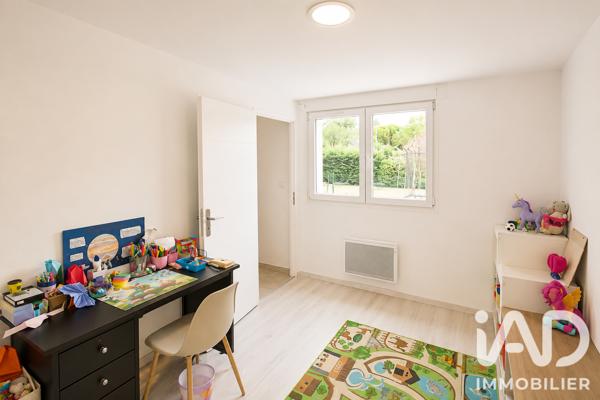 Maison à vendre 7 pièces 196,81 m² Saint-Privat-des-Vieux