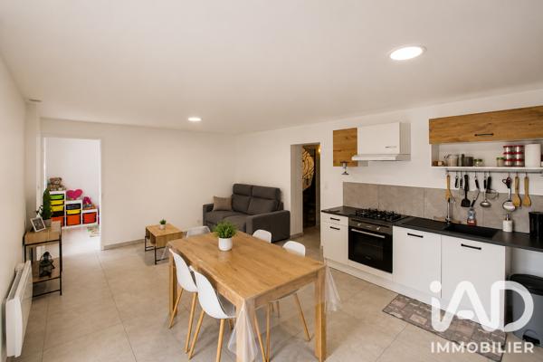 Maison à vendre 7 pièces 196,81 m² Saint-Privat-des-Vieux