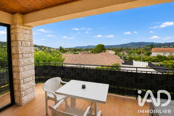 Maison à vendre 7 pièces 196,81 m² Saint-Privat-des-Vieux