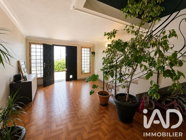Maison à vendre 7 pièces 196,81 m² Saint-Privat-des-Vieux