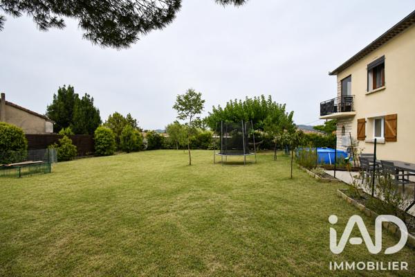 Maison à vendre 7 pièces 196,81 m² Saint-Privat-des-Vieux