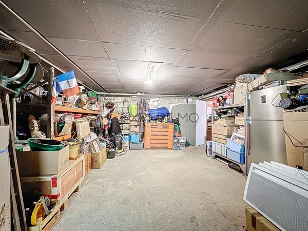 Boyer (71700) Élégante villa avec piscine et vue dégagée à Boyer