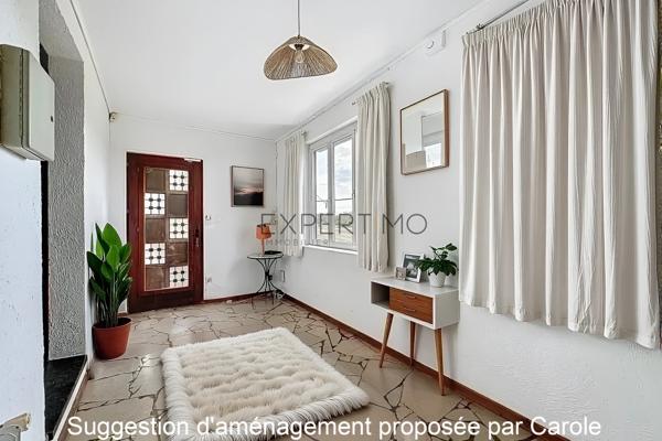 Boyer (71700) Élégante villa avec piscine et vue dégagée à Boyer