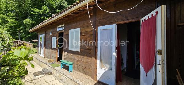 Terrain de loisirs de 1 200 m²