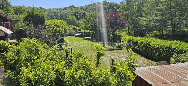 Terrain de loisirs de 1 200 m²