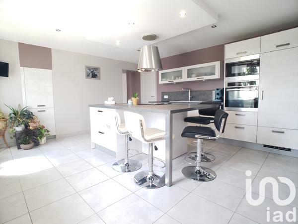 Maison à vendre 4 pièces 142 m² Le Grand-Lucé