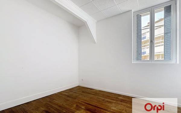 Appartement à louer    4 pièces • 118 m2 Montluçon