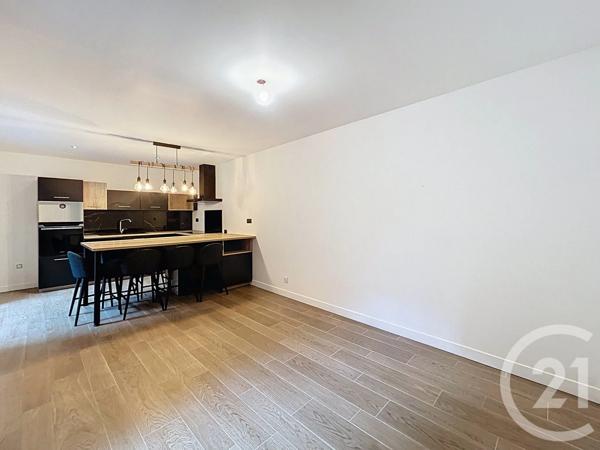 Appartement T3 à vendre  3 pièces - 57,22 m 2   REDON  - 35